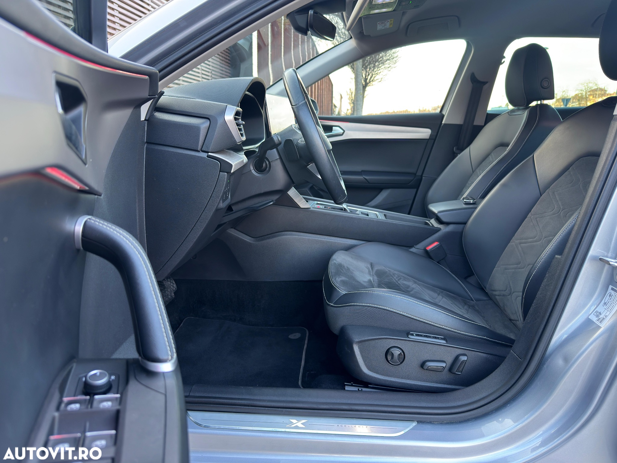 Seat Leon Sportstourer 1.4 e-Hybrid DSG Xcellence Plus - 6
