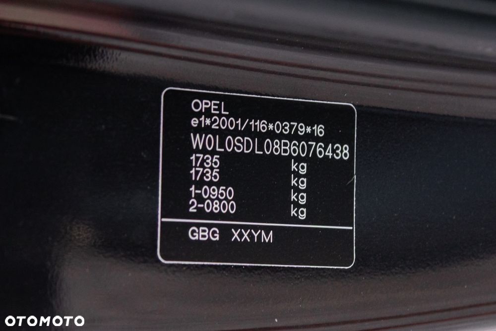 Opel Corsa 1.6T OPC - 27