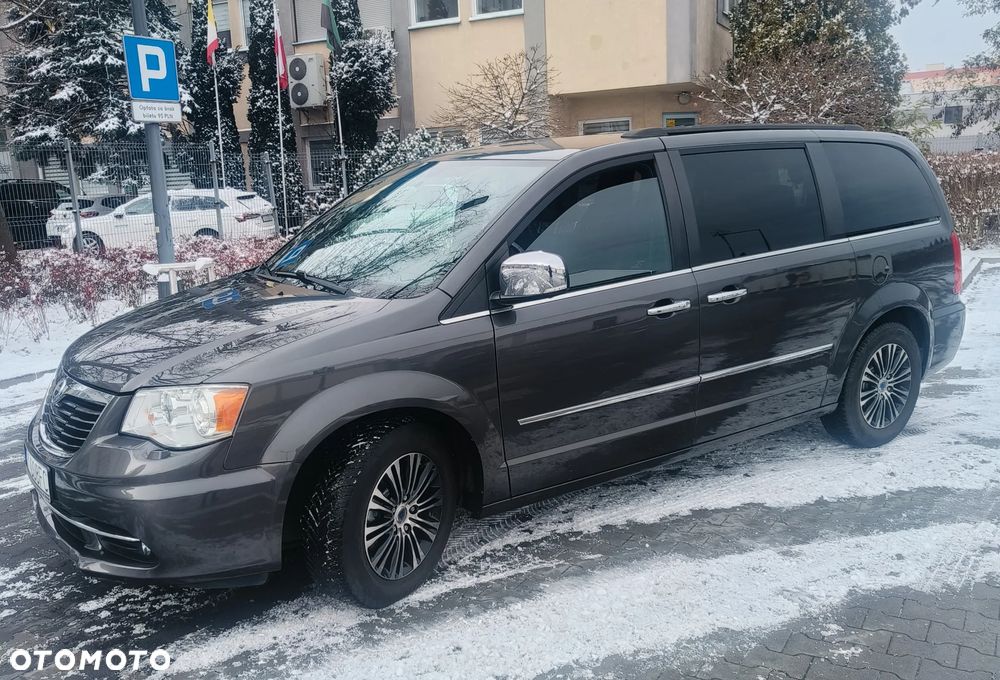 Lancia Voyager 2.8 Multijet 16v S - 2