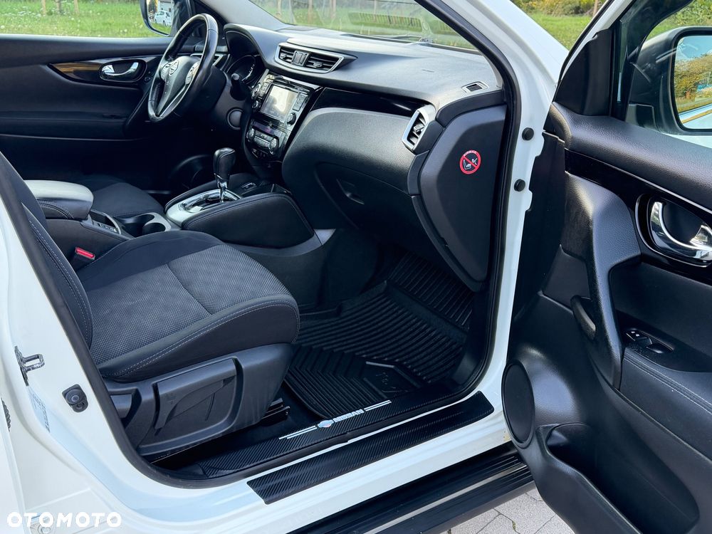 Nissan Qashqai - 10