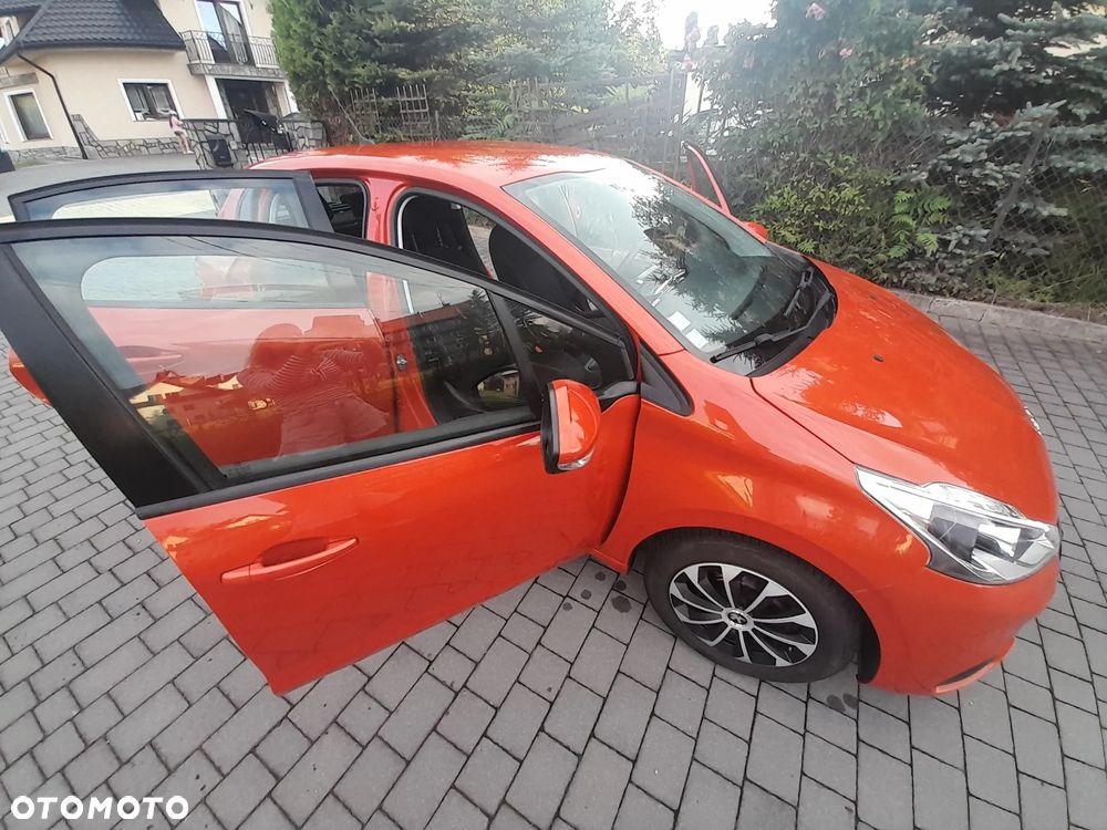 Peugeot 208 PureTech 82 Start & Stop Style - 14