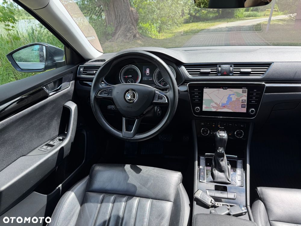 Skoda Superb 2.0 TDI 4x4 DSG L&K - 16