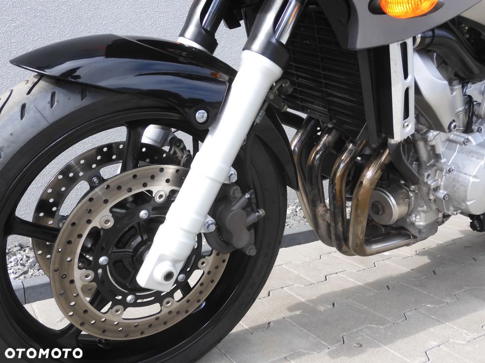 Yamaha FZ6 - 39