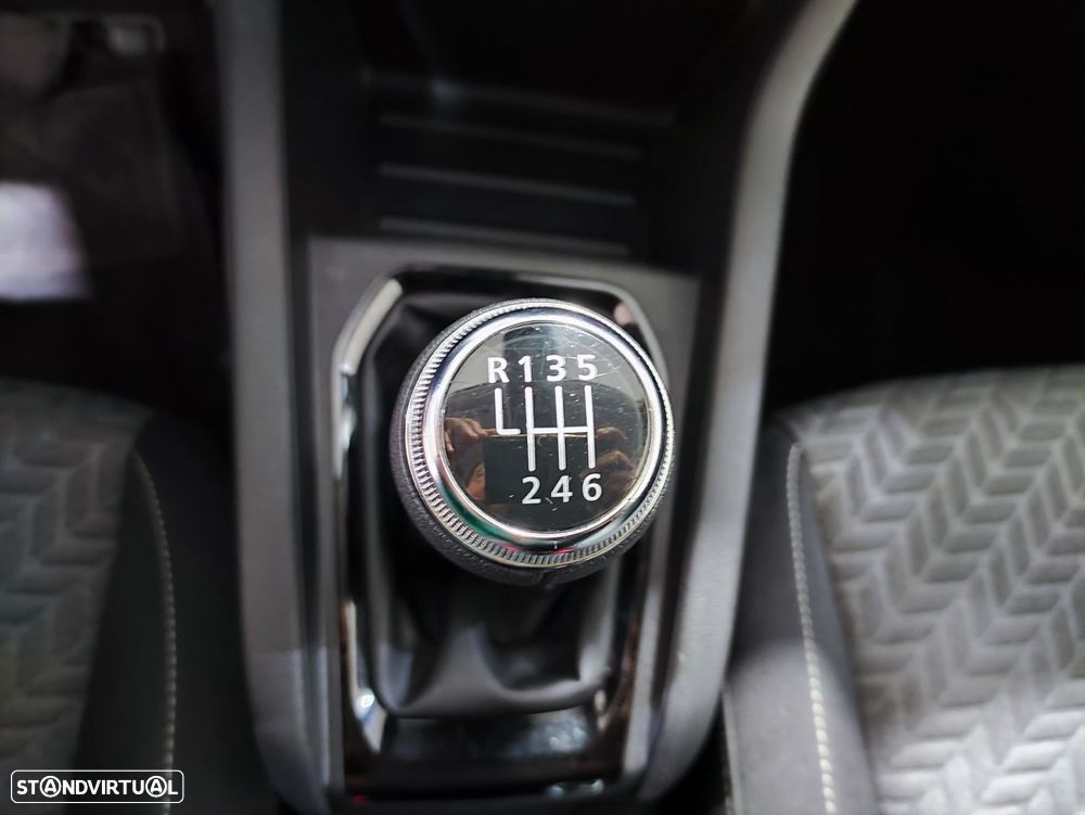 Renault Clio 1.0 TCe Evolution Bi-Fuel - 24
