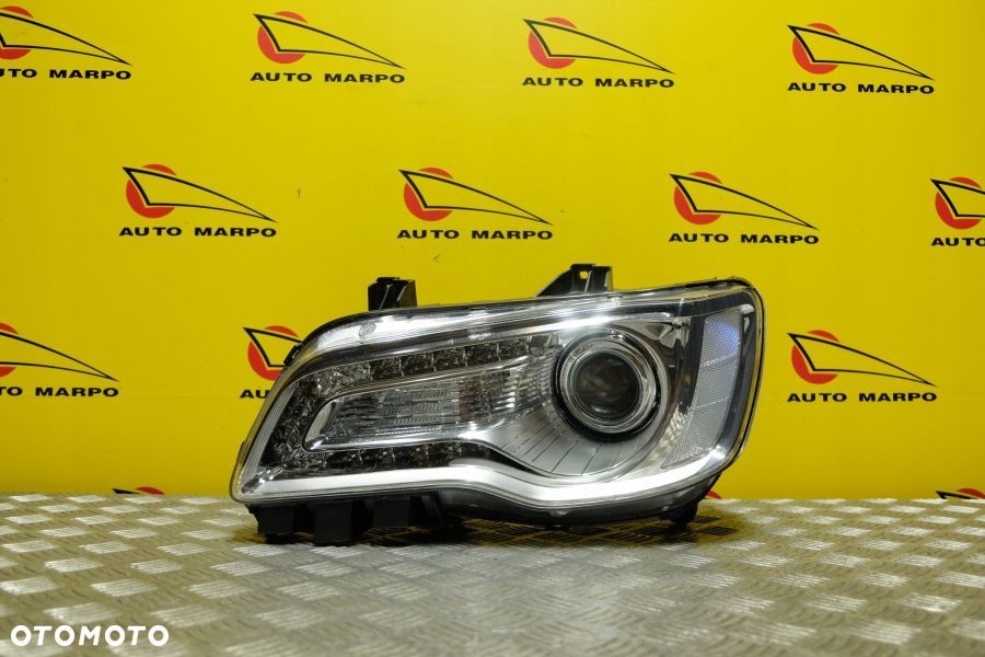 CHRYSLER 300 300C LIFT 2015- REFLEKTOR LAMPA XENON LEWA USA - 2