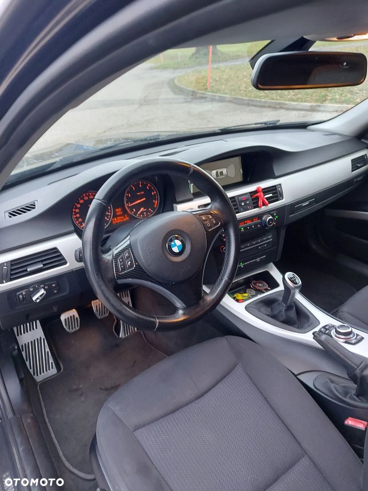 BMW Seria 3 - 14