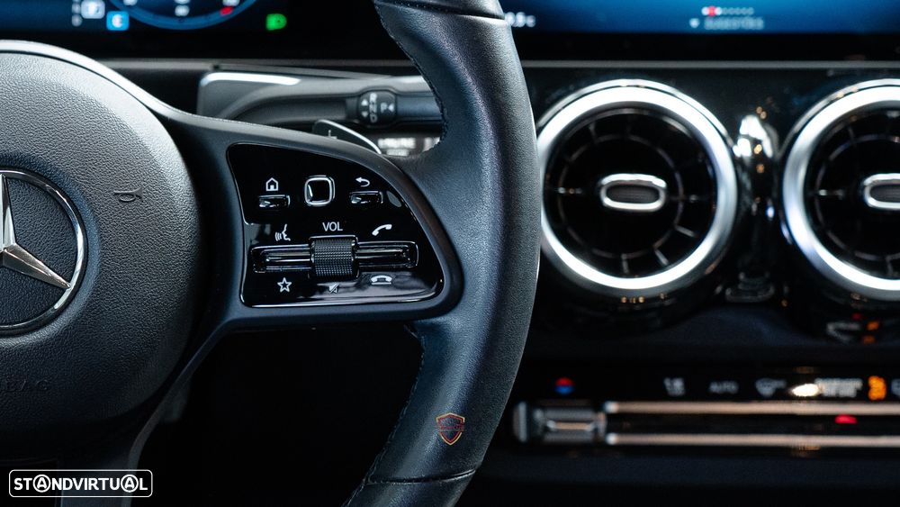 Mercedes-Benz GLB 180 d - 18