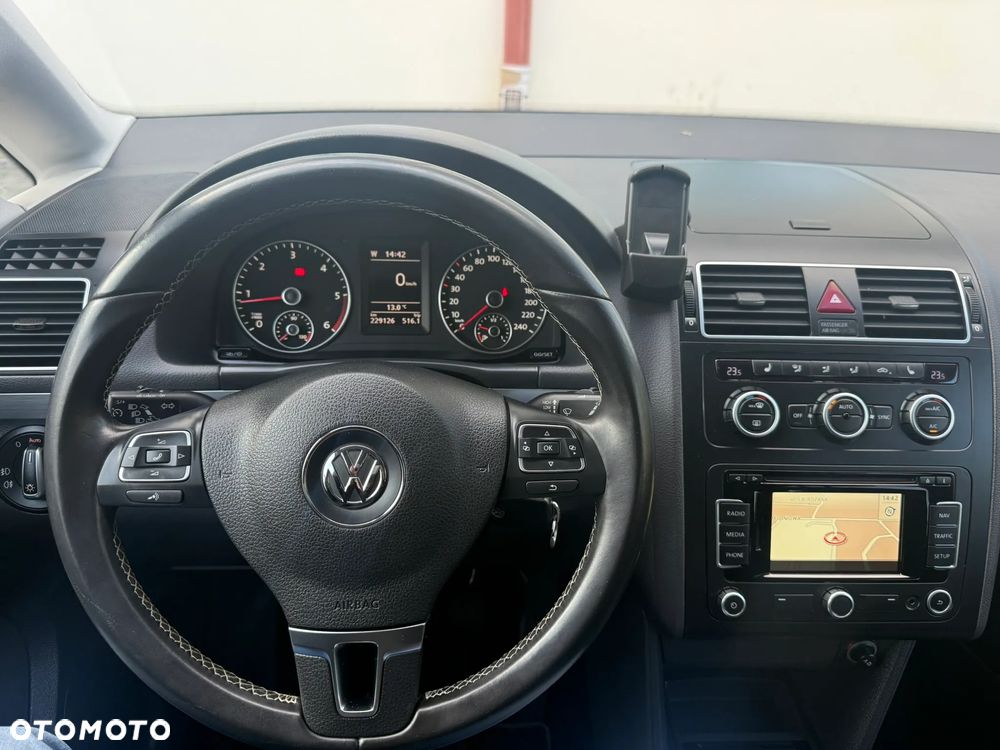 Volkswagen Touran - 39