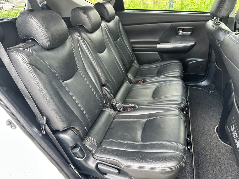 Toyota Prius+ (Hybrid) Executive - 26