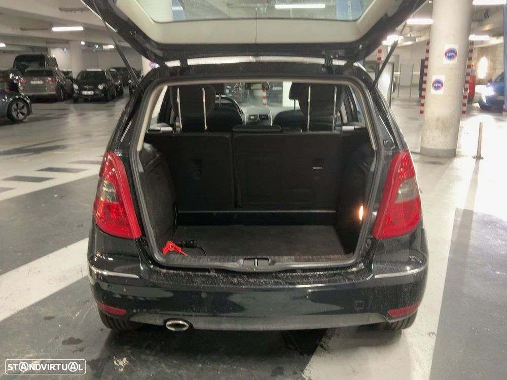 Mercedes-Benz A 180 CDI Avantgarde Automatic - 6