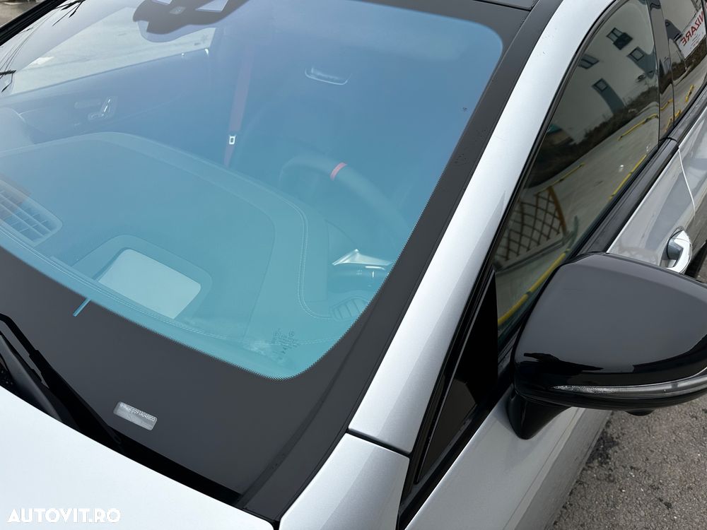 Mercedes-Benz AMG GT - 13