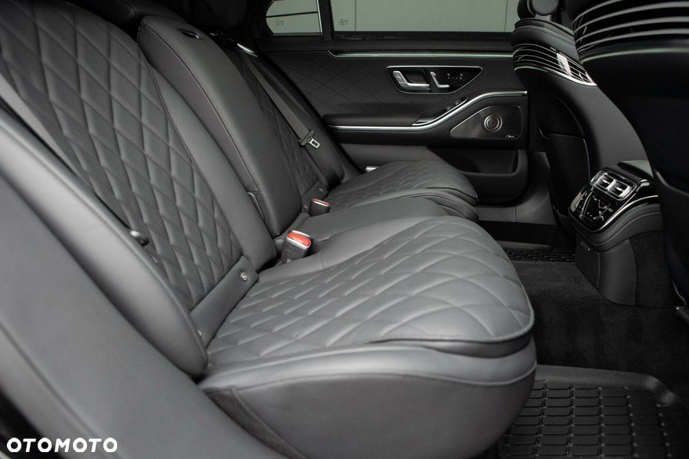 Mercedes-Benz Klasa S - 32