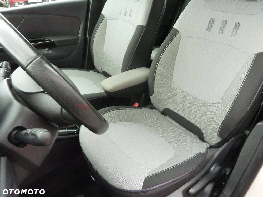 Renault Captur - 13