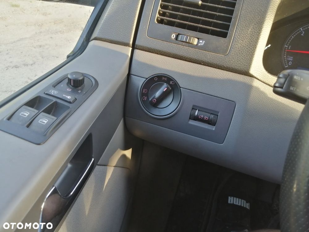 Volkswagen Multivan L1 - 16