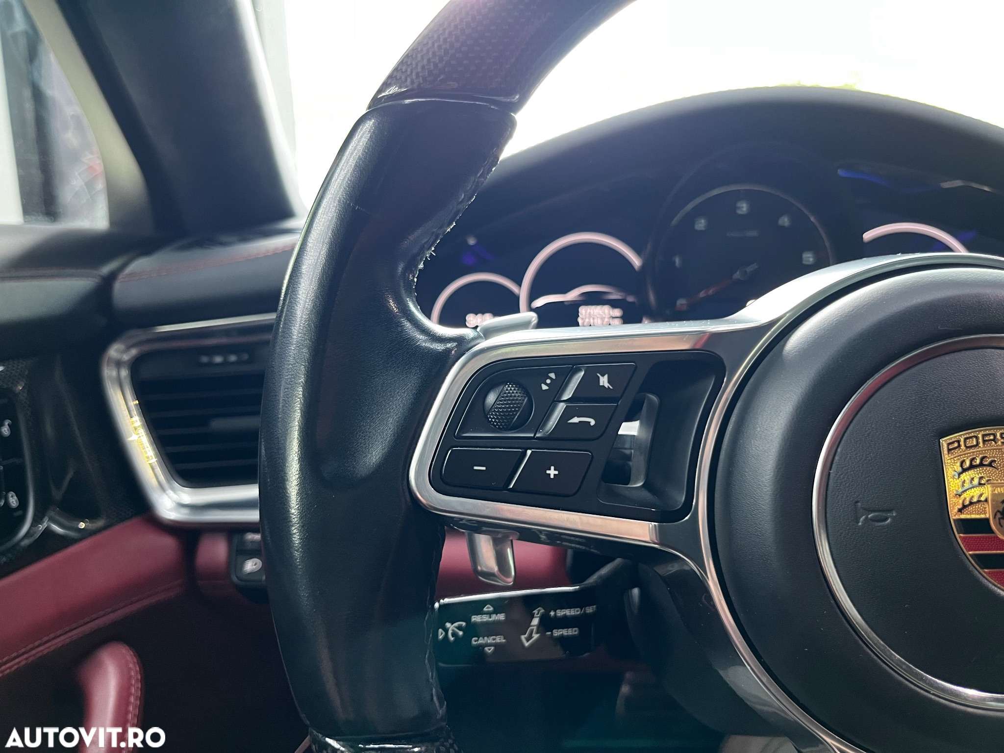 Porsche Panamera - 23