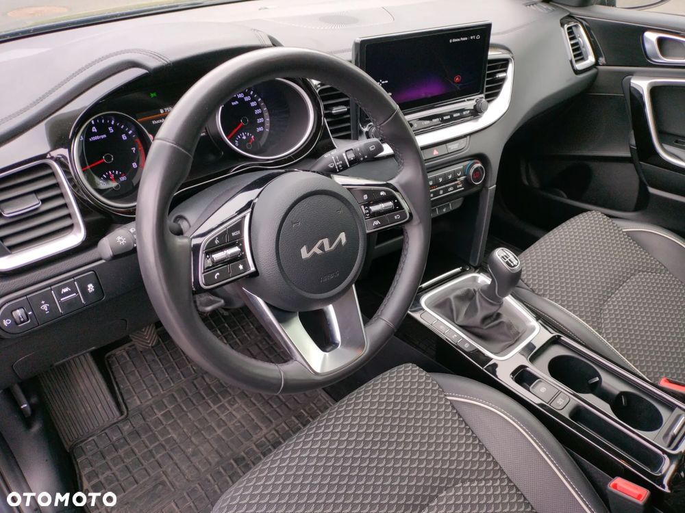 Kia Ceed 1.5 T-GDI Tribute - 9