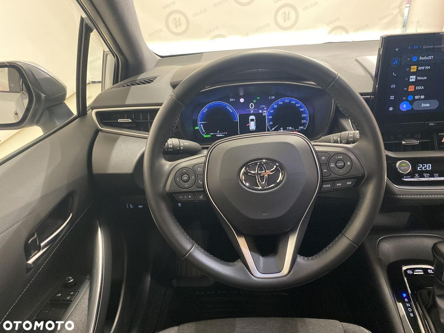 Toyota Corolla - 12