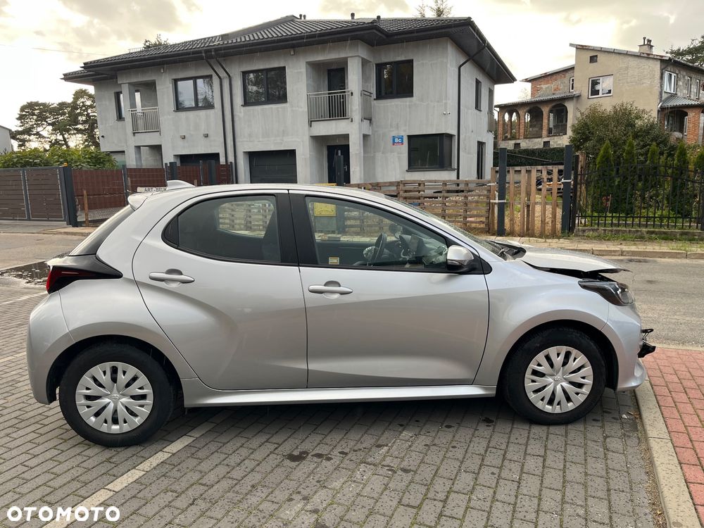 Toyota Yaris 1.5 Active - 4