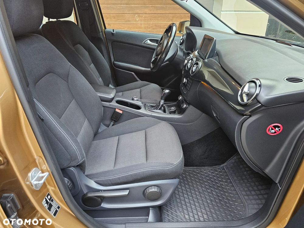 Mercedes-Benz Klasa B 180 CDI - 6