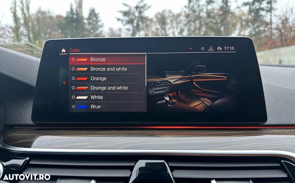 BMW Seria 5 530i xDrive AT - 27