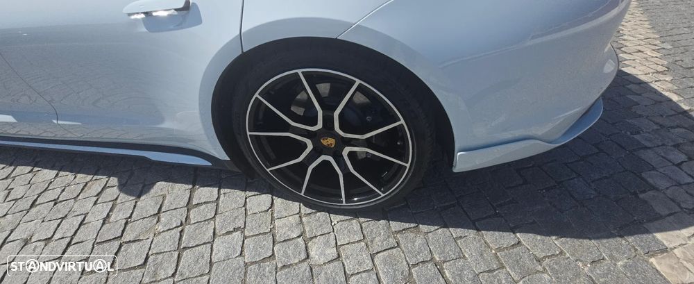 Porsche Taycan Standard - 6