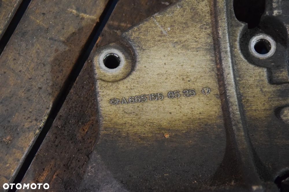 SsangYong Actyon Sports 2.0 XDI Podstawa mocowanie alternatora A6651550535 - 2