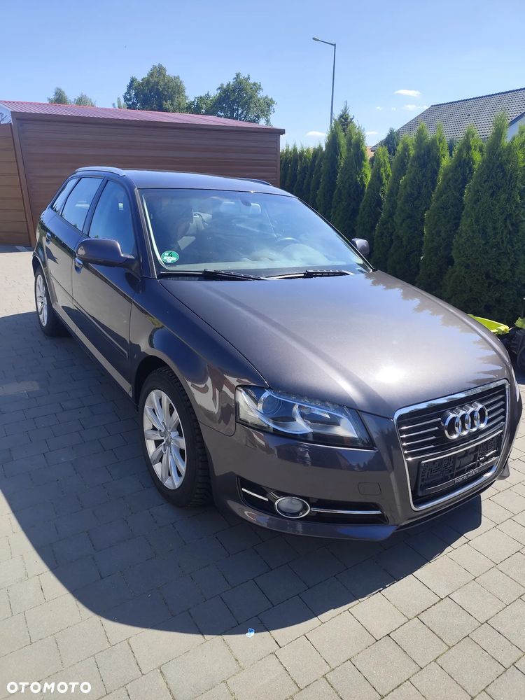 Audi A3 Sportback 1.6 TDI S tronic Attraction - 1