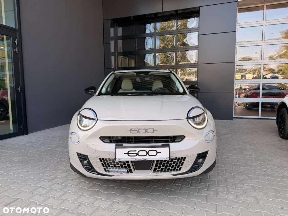 Fiat 600 1.2 Turbo La Prima - 4