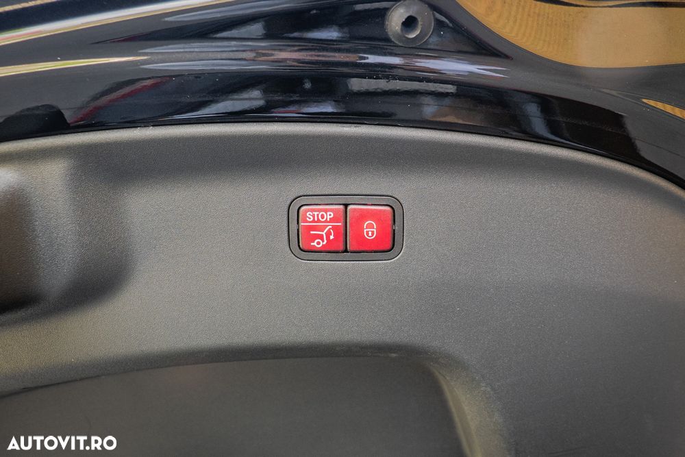 Mercedes-Benz AMG GT 4-door Coupe 53 4Matic+ - 35