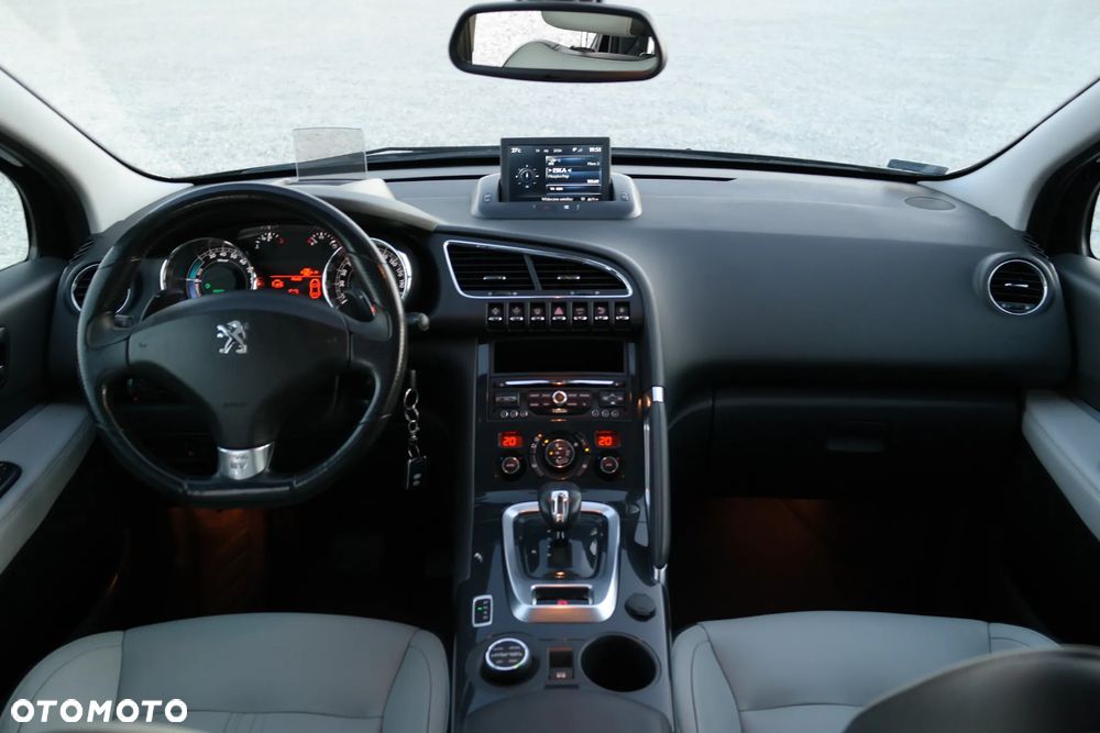 Peugeot 3008 - 11