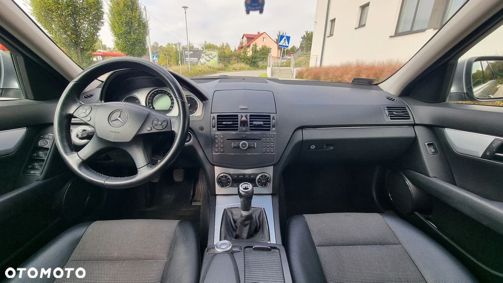 Mercedes-Benz Klasa C 200 CDI Elegance - 8