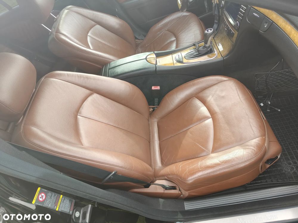Mercedes-Benz Klasa E - 12
