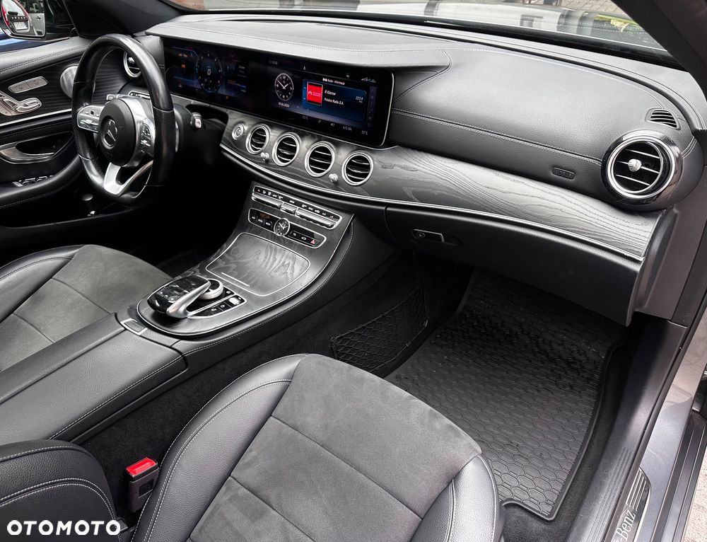 Mercedes-Benz Klasa E 220 d 4-Matic AMG - 29