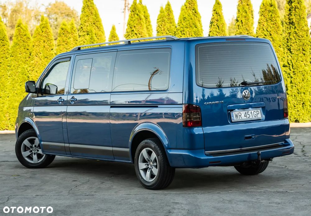 Volkswagen Caravelle - 9