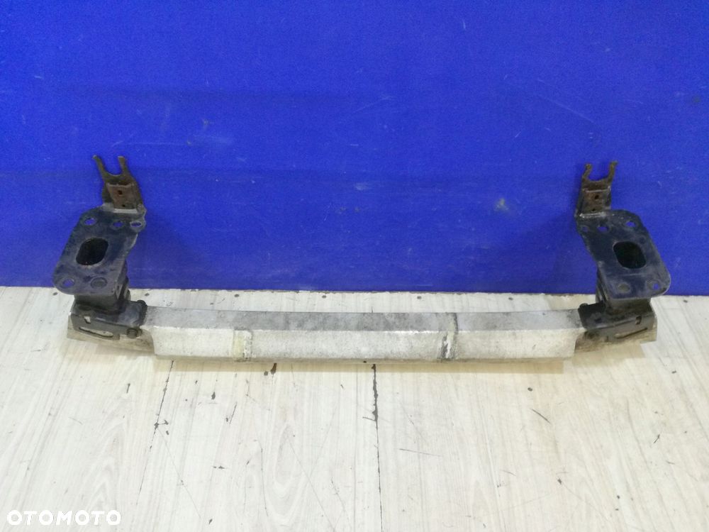 audi q7 4l 05/10 belka w zderzak przód - 2