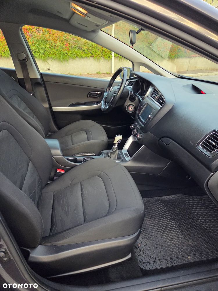 Kia Ceed 1.6 GDI Edition 7 - 13