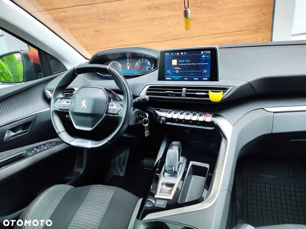 Peugeot 3008 1.2 PureTech Active S&S EAT8 - 15