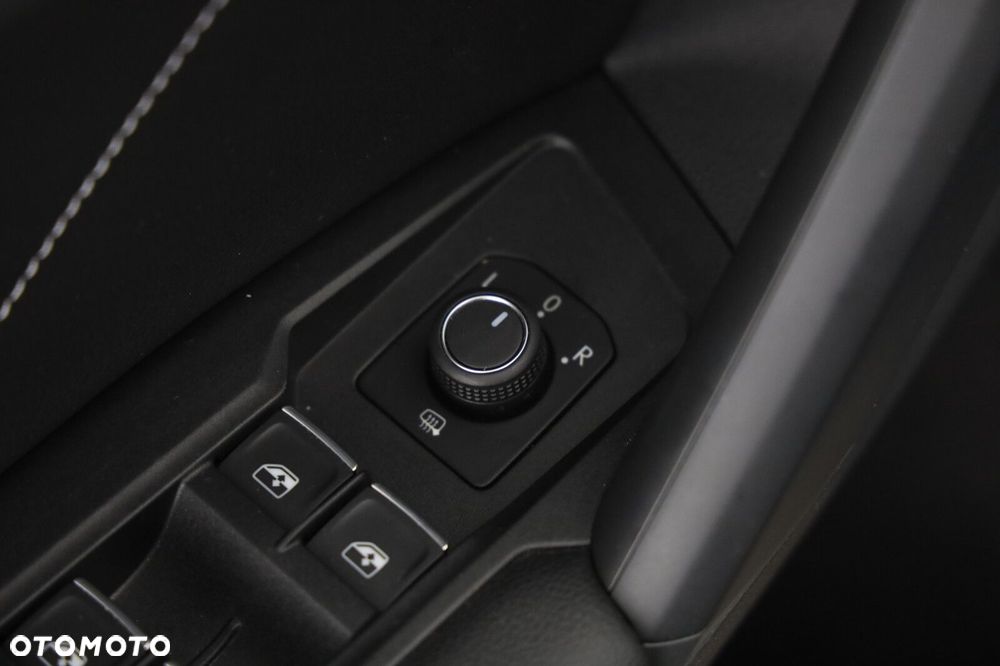 Volkswagen Tiguan - 24