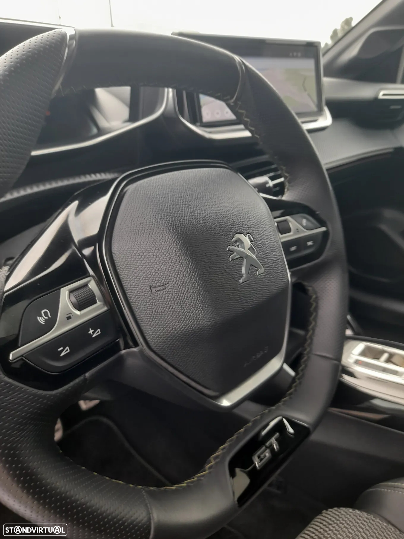 Peugeot 208 1.2 Hybrid GT e-DCS6 - 15