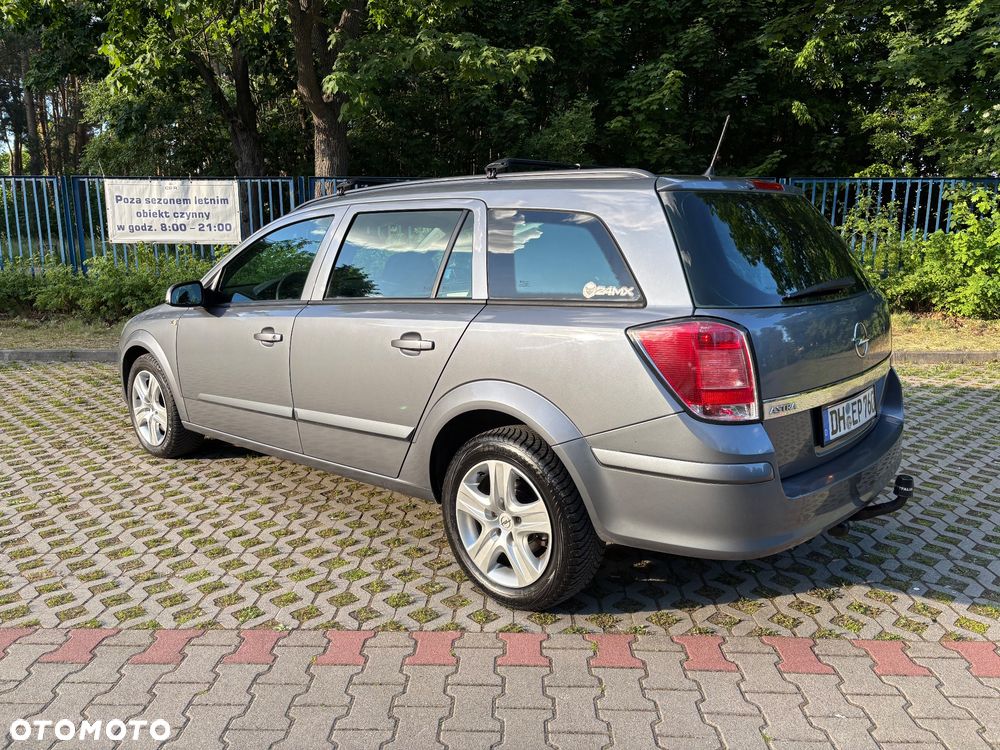 Opel Astra - 25