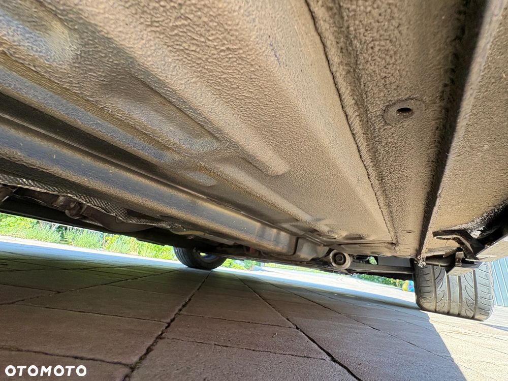 Ford Fiesta 2.0 ST - 20
