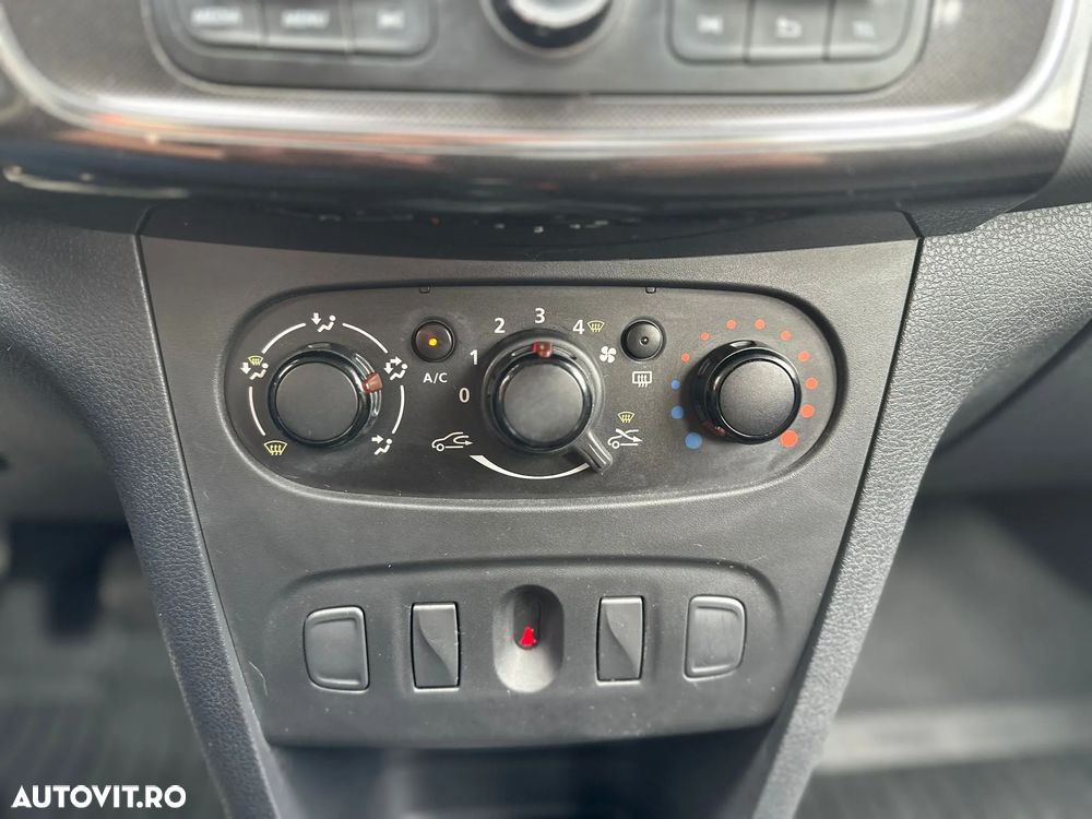 Dacia Logan 0.9 TCe Ambiance - 17
