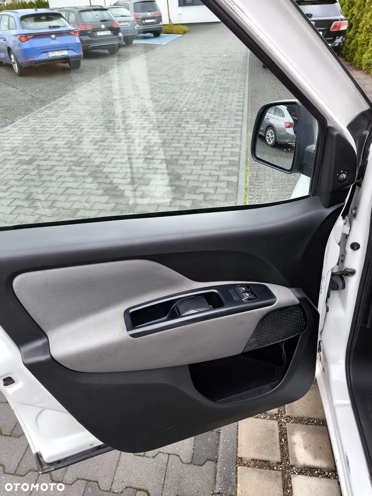 Fiat Doblo 1.6 Multijet 16V Easy - 12