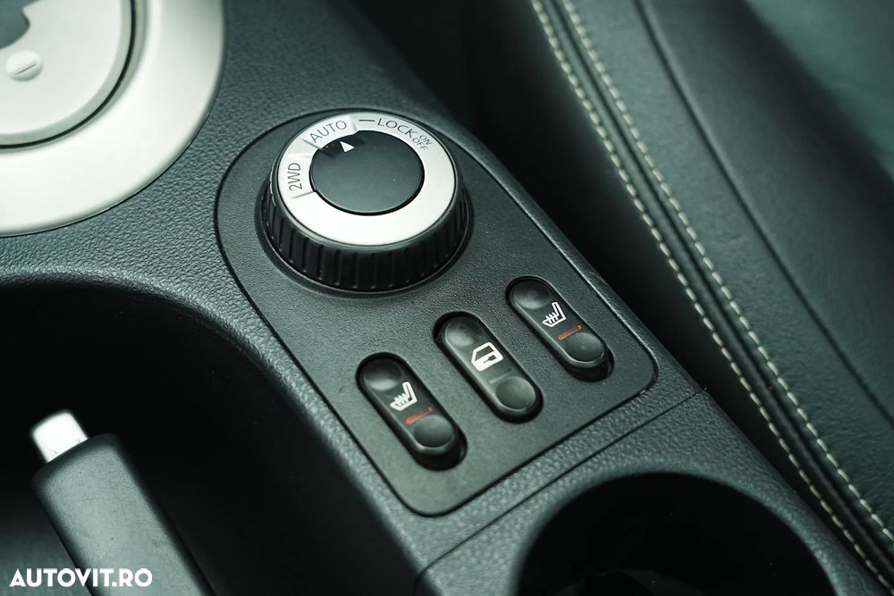 Nissan Qashqai 2.0 DCI DPF 4X4 Acenta SP - 8