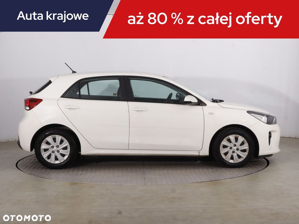 Kia Rio - 8