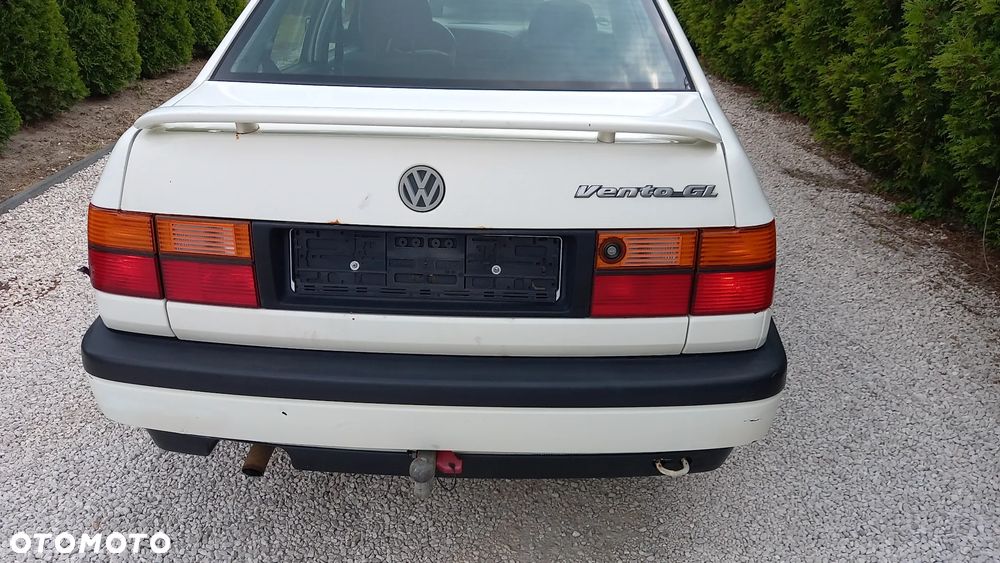Volkswagen Vento - 6