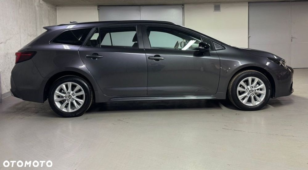 Toyota Corolla 1.8 Hybrid Comfort - 8