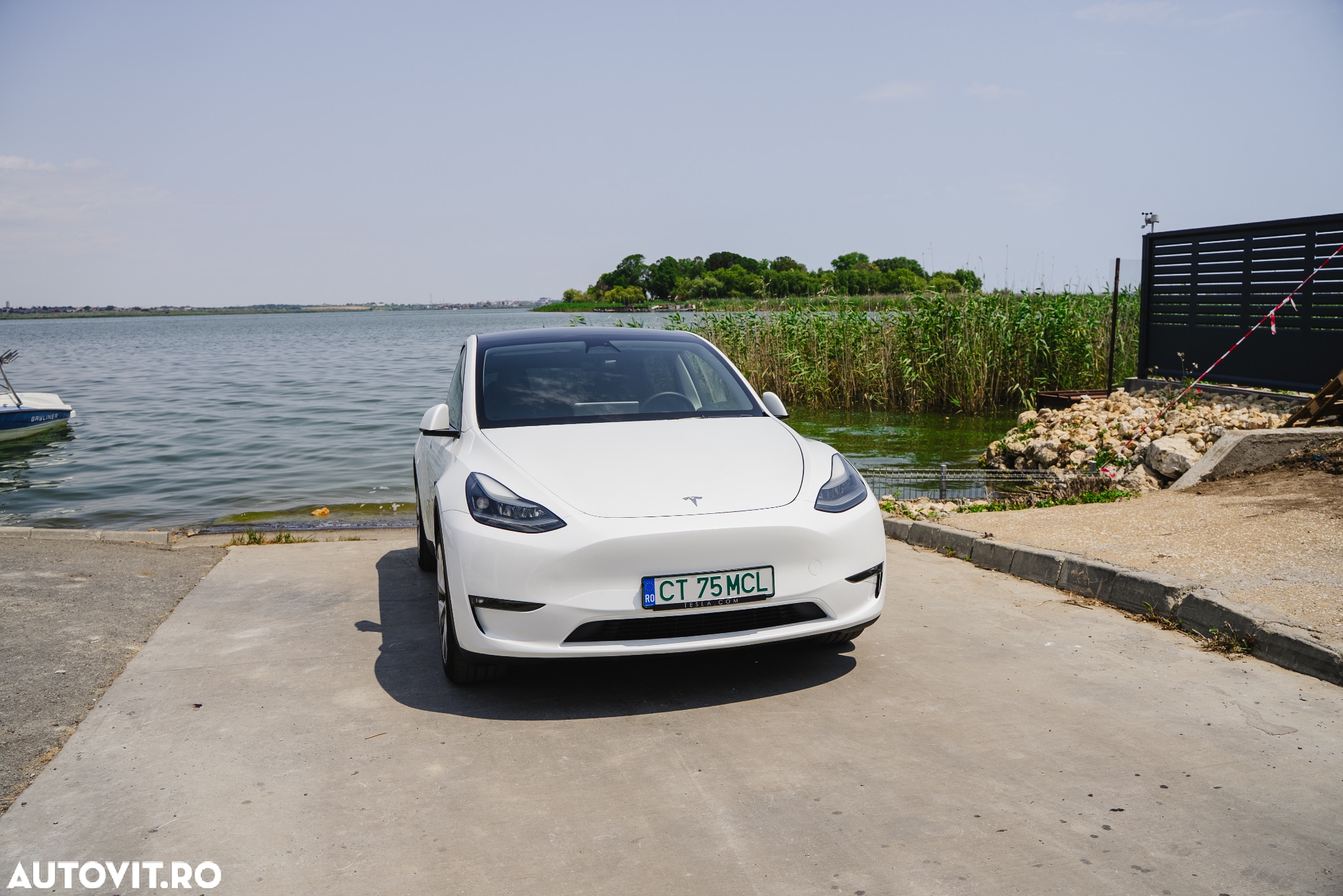 Tesla Model Y AWD Long Range - 15