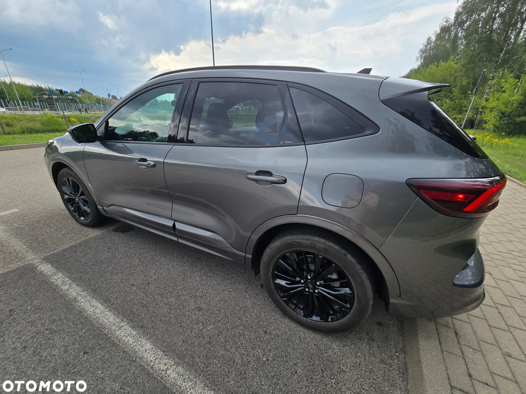 Ford Escape 2.5 FHEV AWD ST-Line X - 17