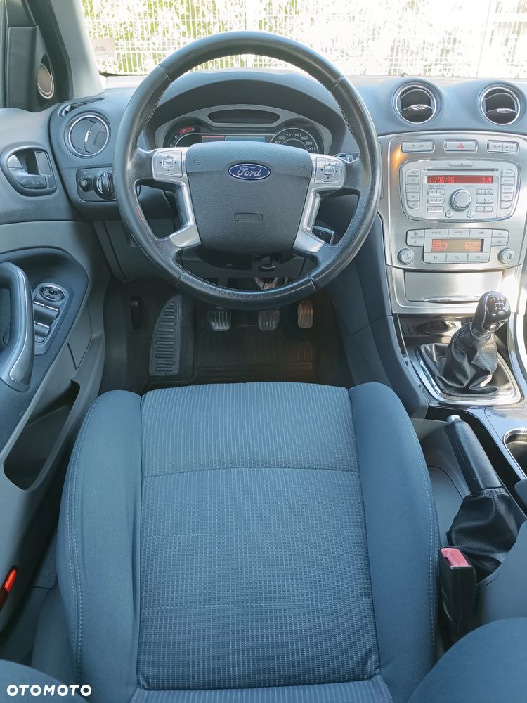 Ford Mondeo 2.0 Titanium - 15